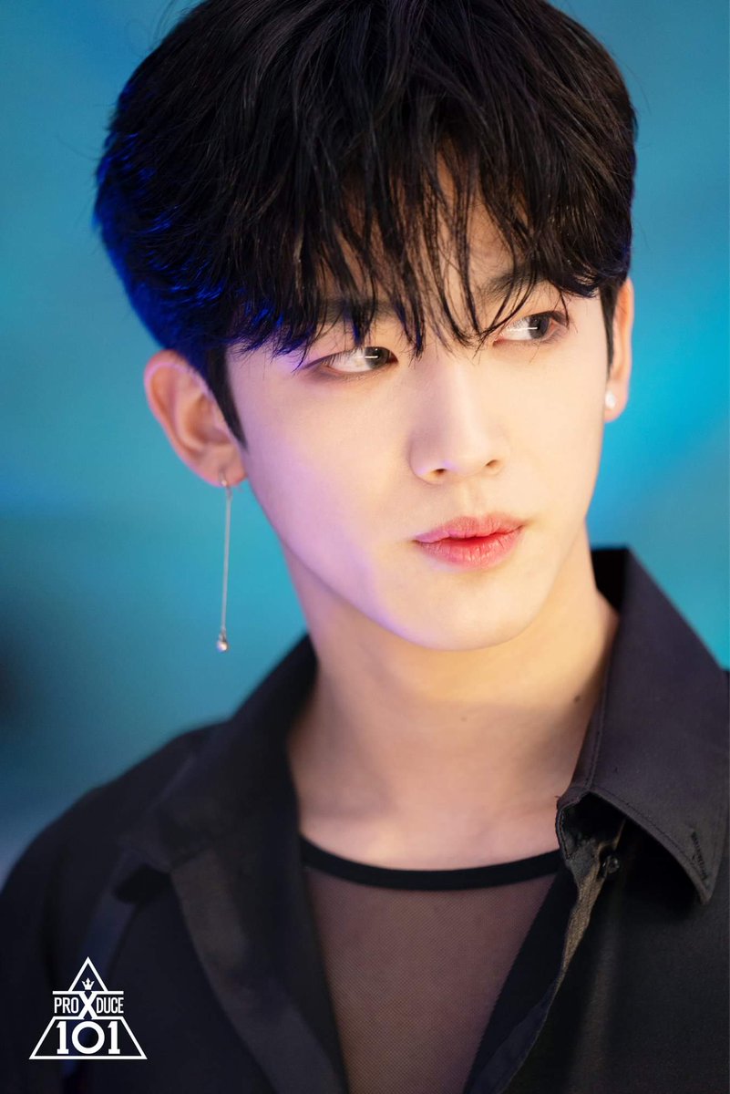 jaclim_yohan's tweet photo. D-5 [19.7.2019]
여러분 안녕하세요~Yorobun Annyeonghaseyo~
Pictures behind scenes during the poster shooting, Yohanie seem better than the poster
If you done everything that you could, than please pray for Yohanie. ❤
#KimYohan #김요한 #Yohanation #yorangdan #Malaysia #PRODUCEX101 https://t.co/qfMhm7Fluv