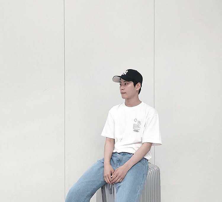 8COLLABONATION8's tweet photo. #프로듀스X101 #PRODUCE_X_101 #이세진 #イセジン #착용 #着用 #RUNDS

[RUNDS] THE100xRUND BACKSAJANG T-SHIRT_PRODUCEX
https://t.co/pLTmRfLRS8

#韓国アイドル #韓国ファッション #韓国ブランド https://t.co/XNBlmIA93C