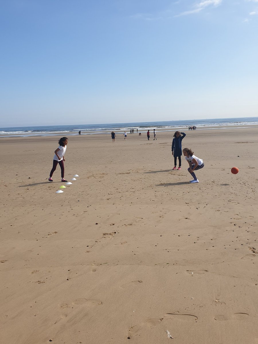 Stranton Primary School (@strantonprimary) on Twitter photo Year 5 have arrived for their day at the beach ☀️ Year 5 have arrived for their day at the beach ☀️