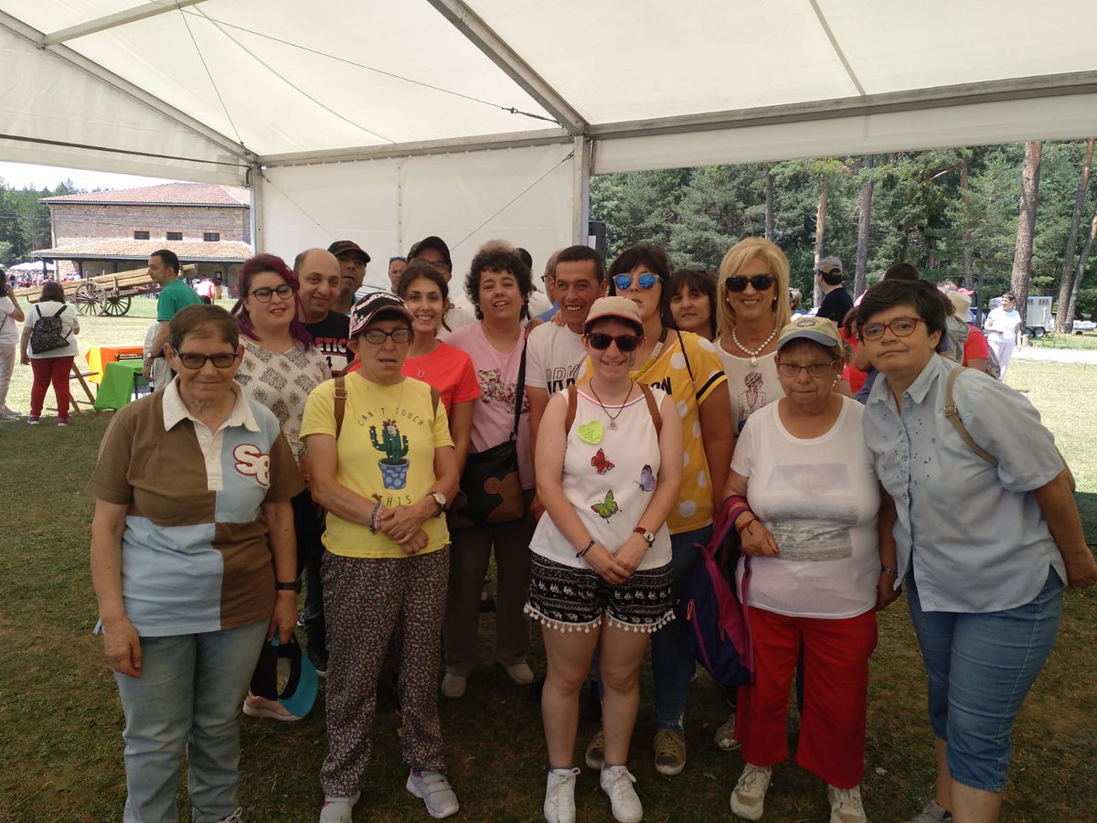 Asamimer's tweet photo. 🍀¡Gracias a todos los que habéis hecho posible el 'Día de Familias: Revenga 2019'!
#DíaFamilias #Revenga2019 #ASPANIAS #ASPODEMI #ASAMIMER https://t.co/N68dNYZ1i1