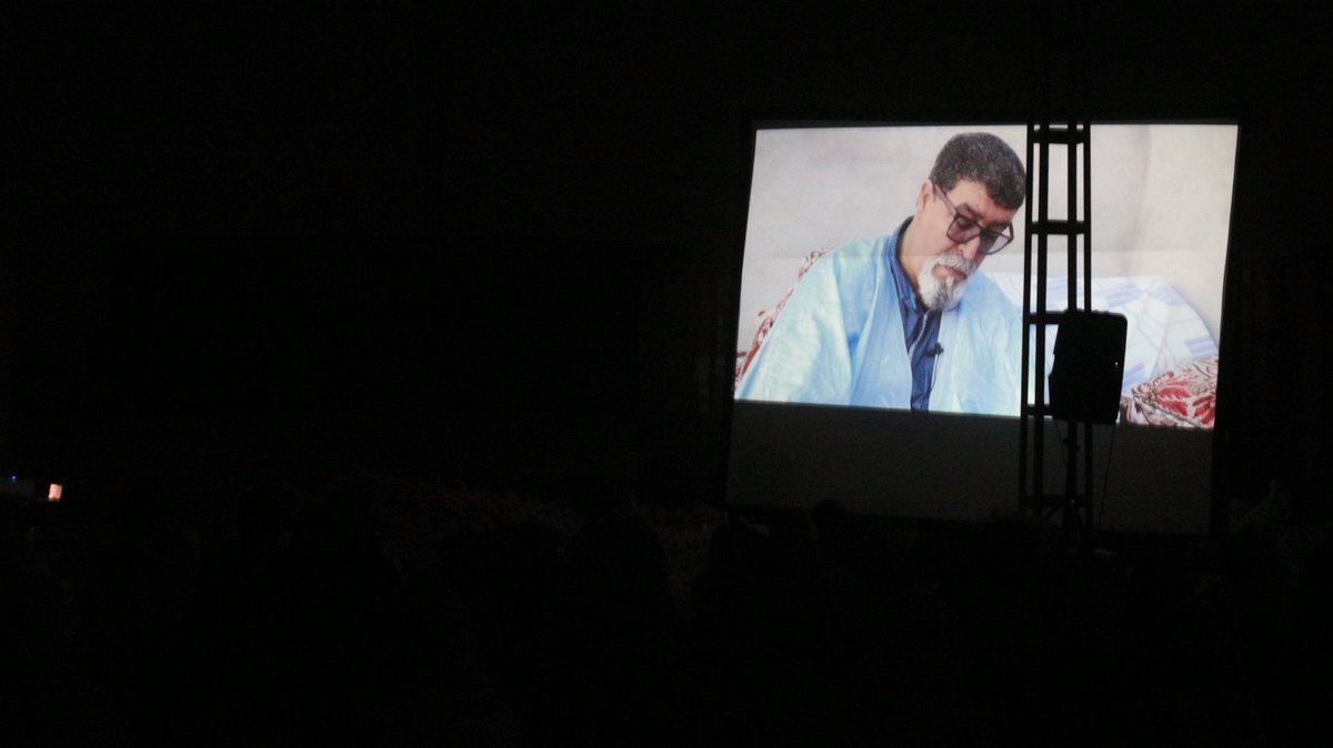 nomadshrc's tweet photo. #LMZUN
🎥@SolarCinemaWS - Auserd Screening of a documentary film "Rifles or Graffitti, the nonviolent struggle of the #SahrawiPeople" by @JordiOriola 
Trailer &amp; Synopsis: https://t.co/sgCTWn3Ydq
#WesternSahara #CinemaForFreedom #NextGeneration https://t.co/HELueh7ZQ8