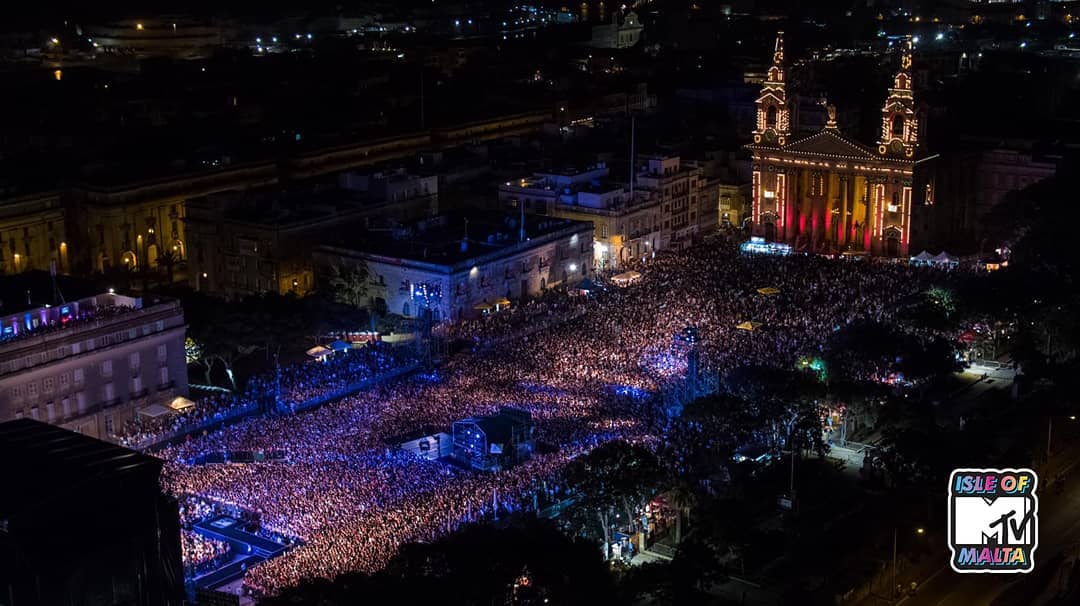 VisitMaltaUK's tweet photo. What a week! @IsleofMTV delivered an amazing week of music in #Malta featuring headline performances @BebeRexha @MartinGarrix @Rudimental and @djmartinjensen We can't wait until next year! (image credit: isleofmtv, Instagram) #IsleofMTV #MaltaMusicWeek #VisitMalta https://t.co/gFKx3CQENn