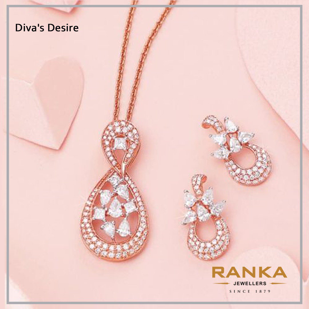 IndiaRanka's tweet photo. Accentuate your beauty with stunning diamond pendant &amp; earrings from Ranka Jewellers.

https://t.co/G7kz8oWVlB

#diamondjewellery #daimondpendant #diamondearring #jewellery #indianjewellery #daimonds #weddingearring #trendingjewellery #latestjewellery #earrings #weddingjewellery https://t.co/V31ERDl4fG
