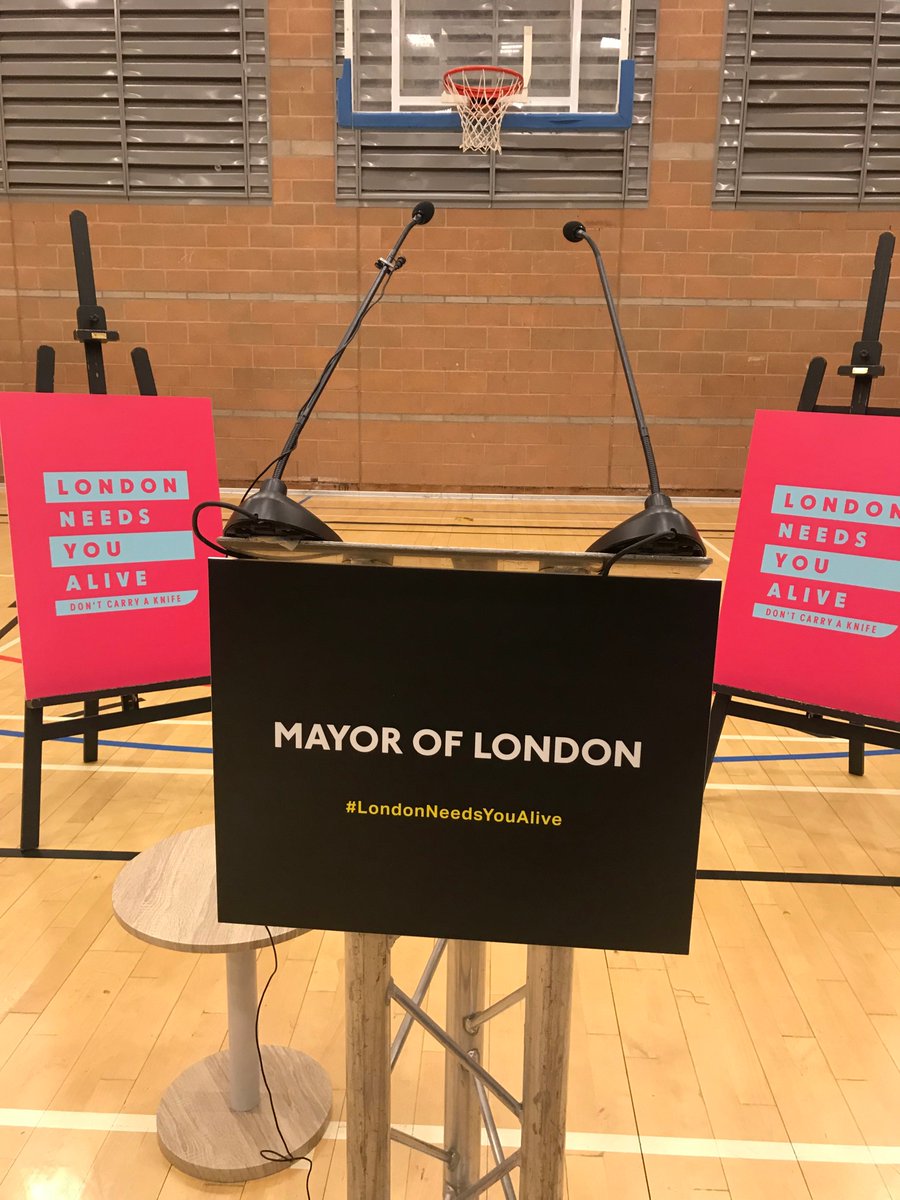 jackreyfbb's tweet photo. So encouraging to hear @MayorofLondon talking honestly about the link between adverse childhood experiences, school exclusions, social deprivation and youth violence. Looking forward to working with you through @FBeyondBorders to help all young Londoners reach their potential https://t.co/7VtWf1QLei