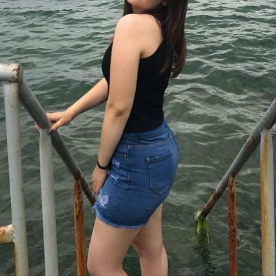 Merhaba evliciftiz 3 arıyoruz uzun boylu yakışıklı büyük penisli arıyoruz. Ciddi olanlar i bekliyoruz. Tek erkek arıyorum