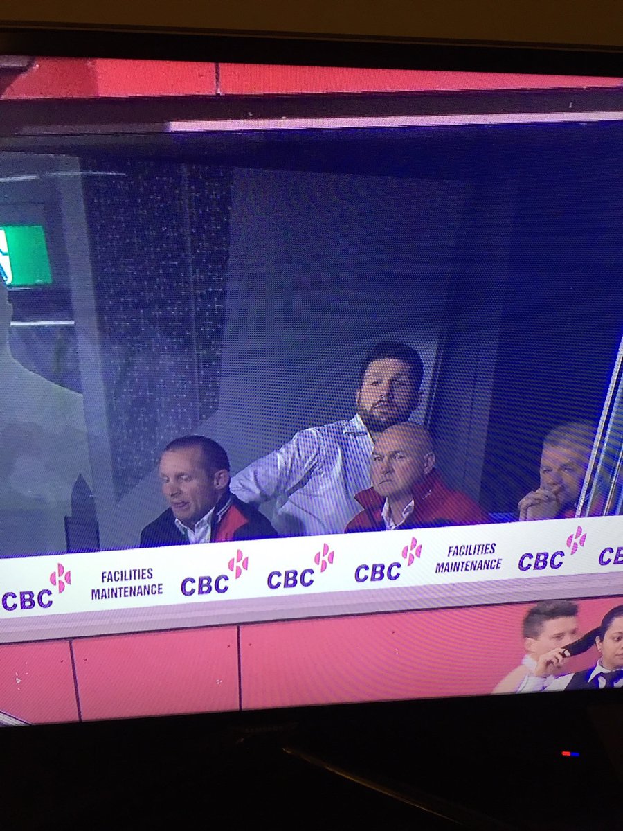 ZZPease's tweet image. This delusional McMuppet not only makes an embarrassing statement that we will make the finals and winning it all? Have you got enough game plans instead of one up and horrible last kick options. You can’t even win with 12. You need therapy. #REDV #StepDownMcGregor