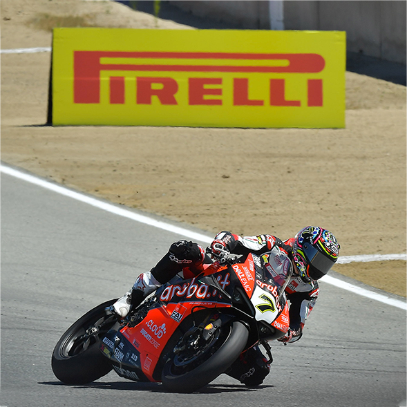 PirelliMoto's tweet photo. The new SCX solutions dominates the #WorldSBK weekend with @jonathanrea and @ChazDavies7 splitting wins, while @timgajser243 and @jorgeprado61 take the double in #MXGP and #MX2.
#Pirelli #PirelliMoto #MXGP2019 #ScorpionMX32 #USAWorldSBK #LagunaSeca #MXGPAsia https://t.co/nsXB82Q9kB