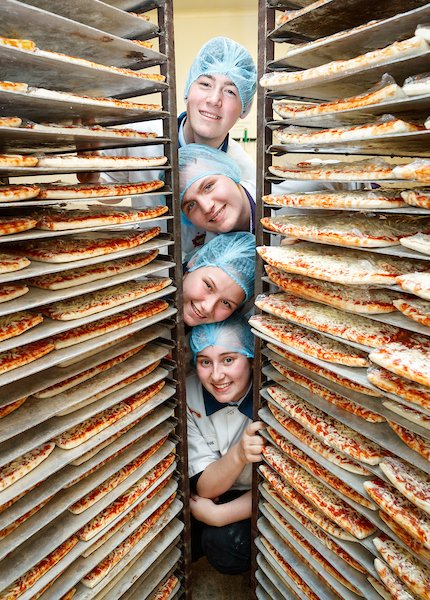 scotent's tweet photo. Glasgow business Victor Pizza has got a hold of some dough, in the shape of a £152,000 Regional Selective Assistance (RSA) grant from us 😉🍕 

Want to devour the story of this company's rise to success? Tuck in to this article ➡️ https://t.co/Se10E1O0WJ #BuildingOurFuture https://t.co/PMbTBeGedo
