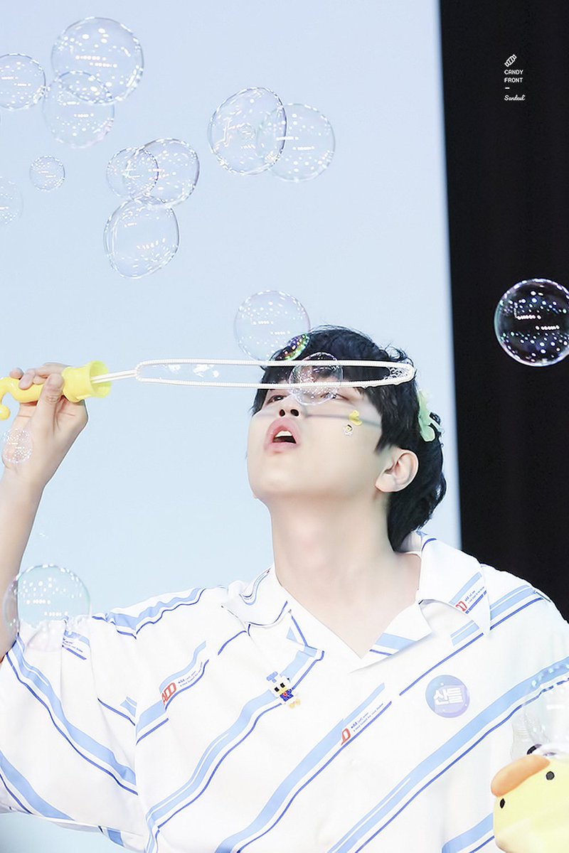 Candy_Sandeul's tweet image. 190714 대전 팬싸인회 #B1A4 #삼돌 #산들 🍬

종일 너를 그려보고 있어❤️