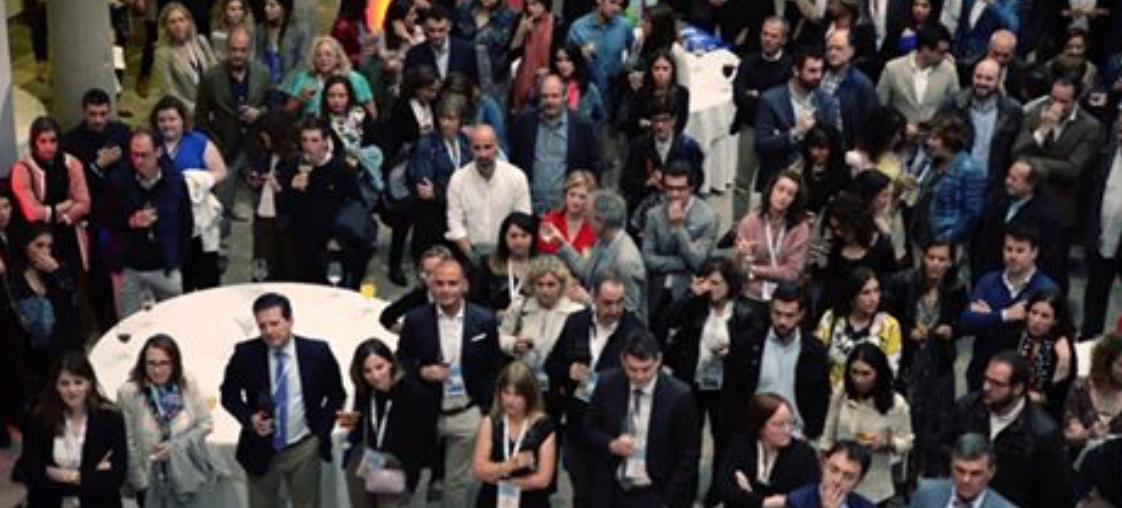 AlebatEducation's tweet photo. El pasado mes de junio tuvo lugar el XX congreso SEOR (Sociedad Española de Oncología Radioterápica). Un gran evento donde el Dr. Javier Serrano realizó una brillante presentación. #GrandeProfesionales https://t.co/OHZ1dBIj2K