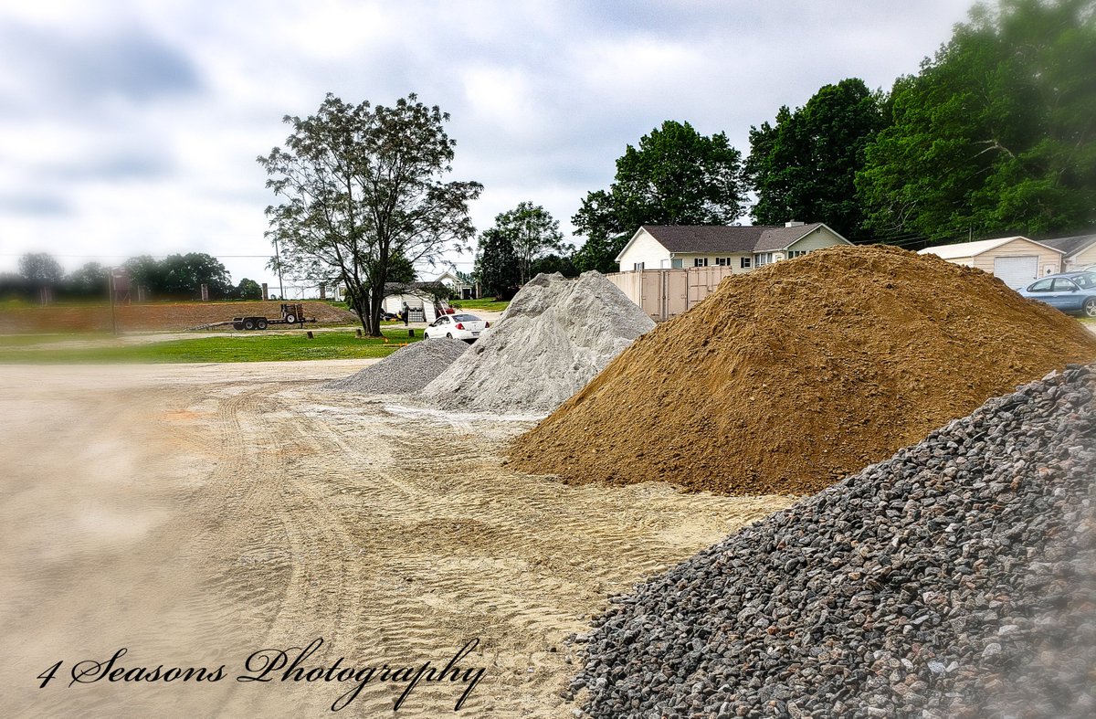CrestRegal's tweet photo. Figure out how much mulch you need for your project...
https://t.co/n00AnKkcyi https://t.co/3MPb0VLYjw
