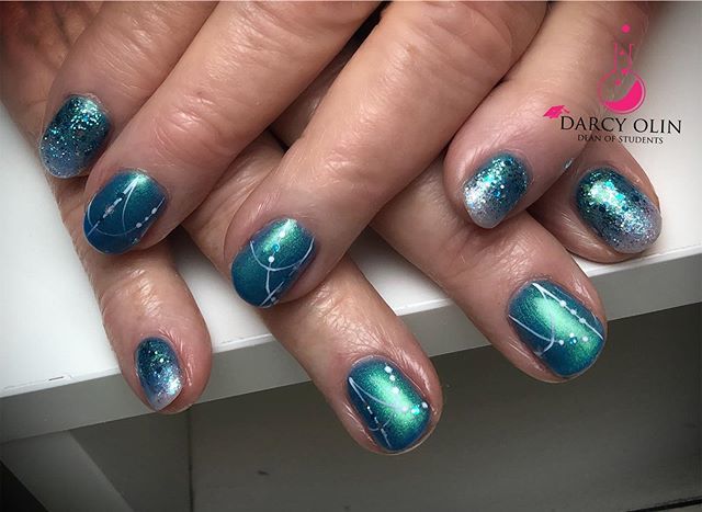 NailsbyDarcy's tweet photo. It is summer and everyone is working in their gardens, making short, natural nail overlays very popular here right now! 
@lightelegancehq Mermaid in the Shade &amp; Magic by Moonlight with Siren’s Song and Fairy Good and some Just White ButterCream for the details. https://t.co/N5LL160bkj