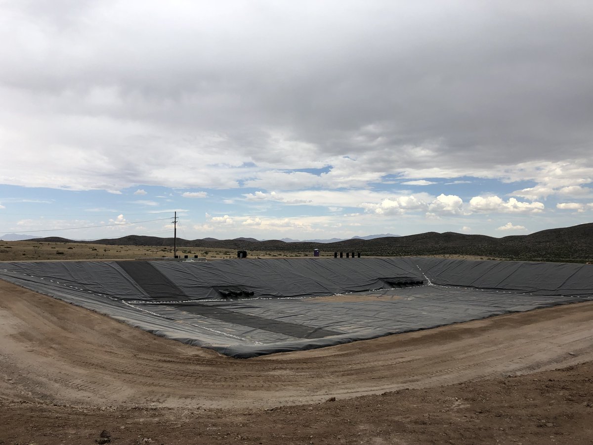 copper_gunnison's tweet photo. Gunnison Copper Project Construction Progress - photos from the weekend (1/2):
--- New Substation (Completed) 
--- New PLS Pond (Completed)
--- Acid Storage Tanks
--- Acid Unloading Area
#Copper #EXMGF #Arizona https://t.co/Y0mx8fXvkQ