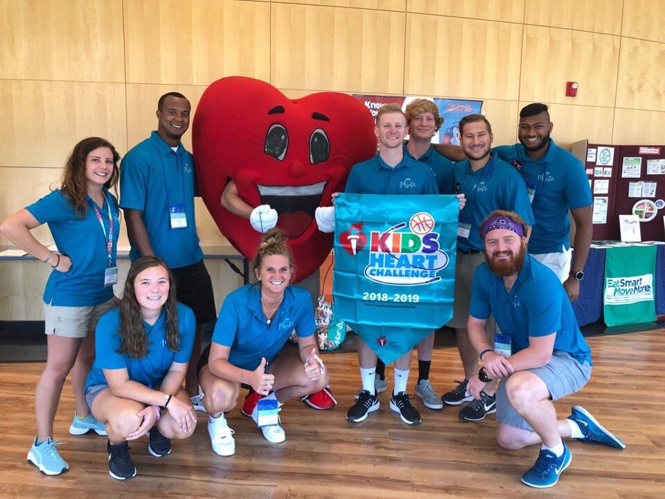 The ambassadors being boss! Come by and check out all the stations near the check in office for some fun #Legends #HappyHeartHappyLife ❤️🥰