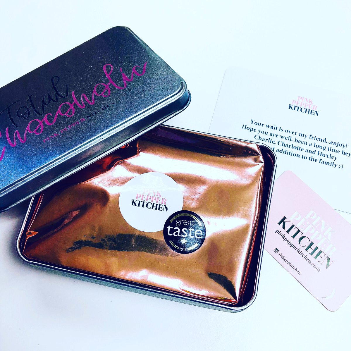 Not often I get things through the post that makes me smile and this amazing gift just made the start of my week. Thanks Charlie my old friend, congrats on Hux too. Love to the family and hope to see you again soon xx #BestMondayEver #PinkPepperKitchen pinkpepperkitchen.com