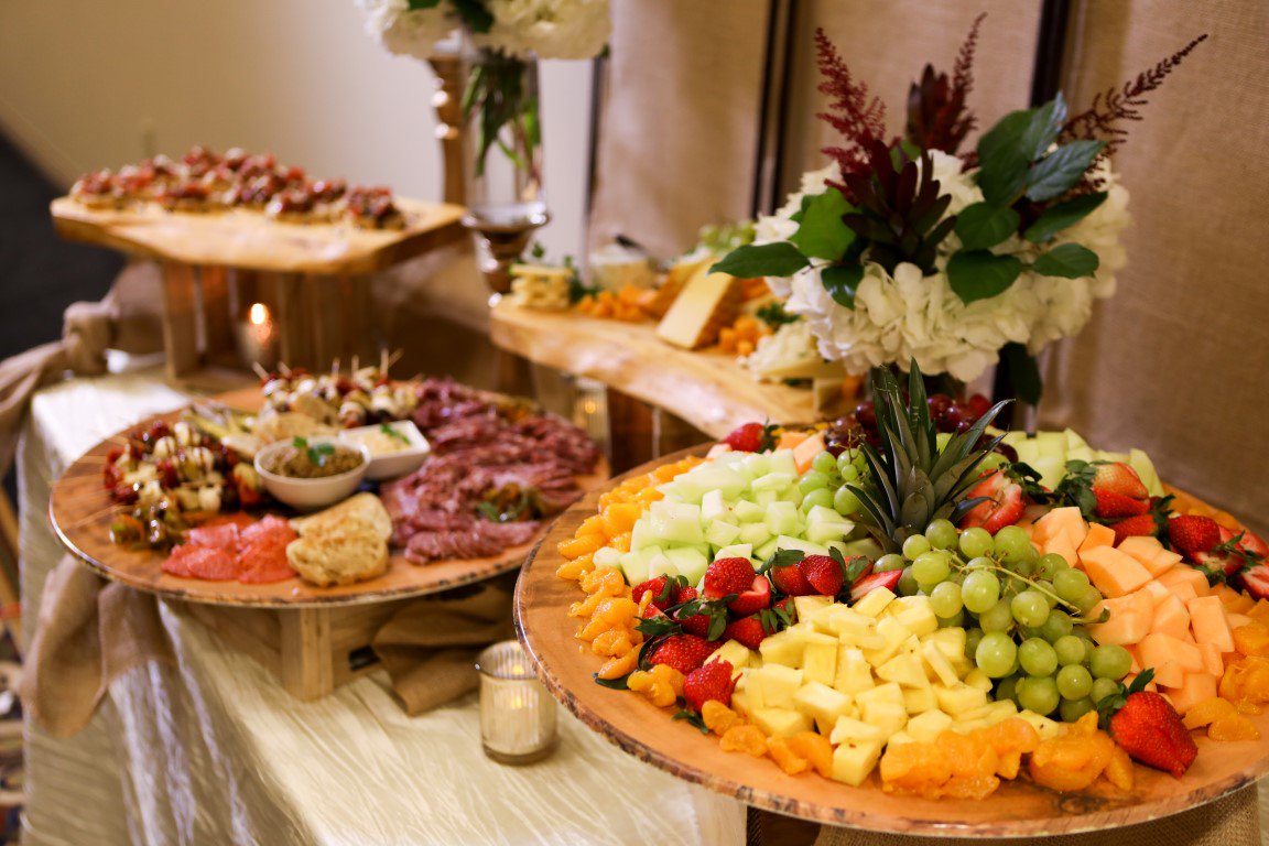 snellingcc's tweet image. We can handle all of your catering needs, onsite and off. Call us today to learn more at 706.854.4728. #SnellingConferenceCenter #AugustaCatering #CSRAVendor