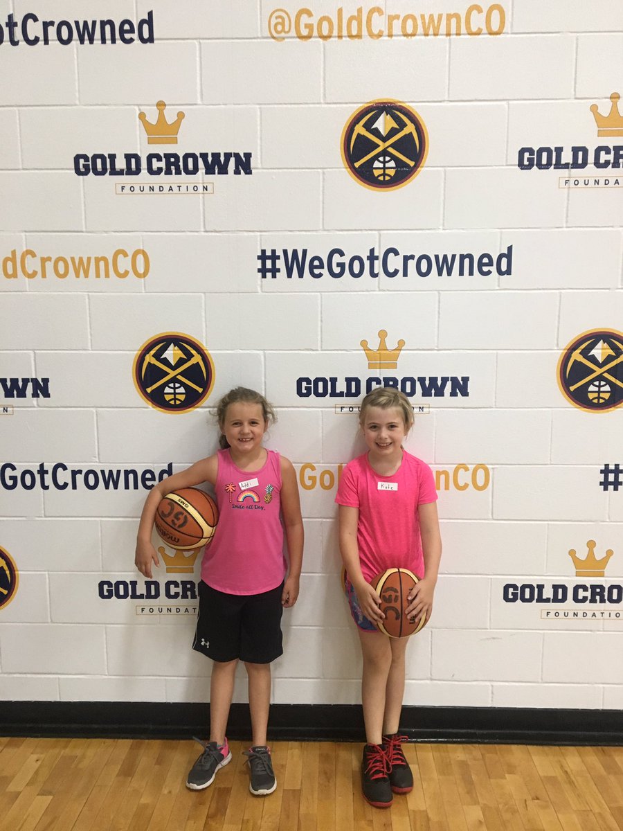 KPetty4's tweet photo. First day @BillHanzlik Basketball Camp @GoldCrownCO!  Have fun Addi and Kate! https://t.co/RUoahf1n74