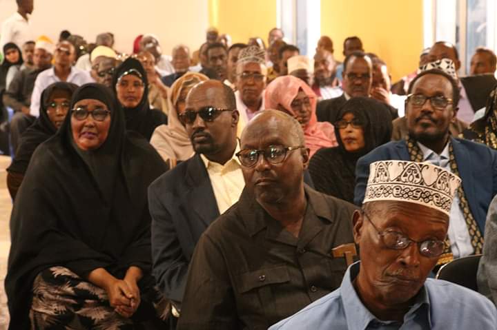 ZakarieAbdalla's tweet photo. Shirka Nabadda Hobyo Maalintii Koowaad Si Nabad Ah Buu Ku Soo Idlaaday Alxmdllh.
#Hobyo
#HobyoPeaceConference
#Galmudug
#Somalia https://t.co/jXUYZ52lzd