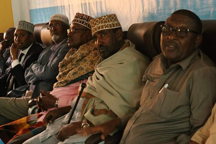 ZakarieAbdalla's tweet photo. Shirka Nabadda Hobyo Maalintii Koowaad Si Nabad Ah Buu Ku Soo Idlaaday Alxmdllh.
#Hobyo
#HobyoPeaceConference
#Galmudug
#Somalia https://t.co/jXUYZ52lzd