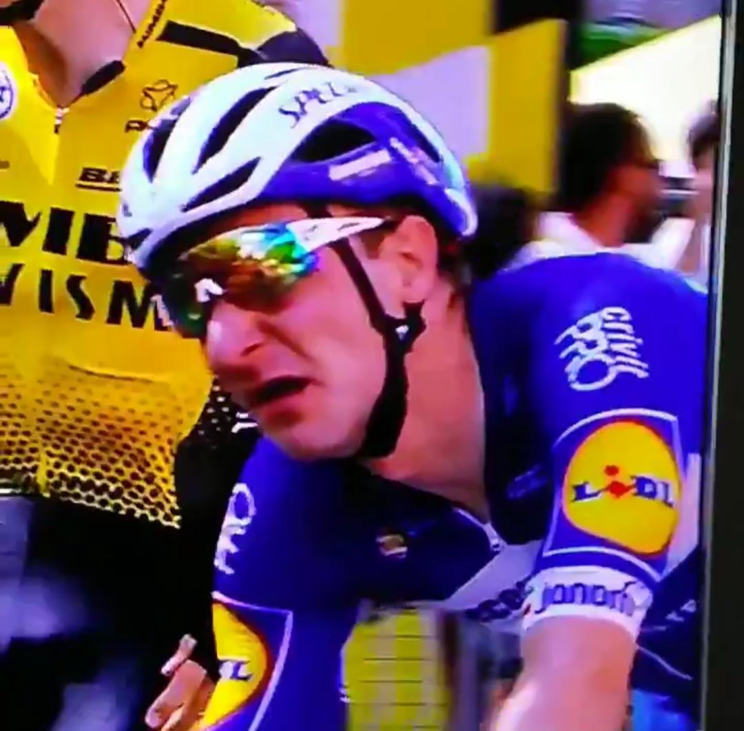 ginevragarga's tweet photo. When you think you arr the cool kid of the party but Van Aert decides to show up https://t.co/x59xCPgFbR