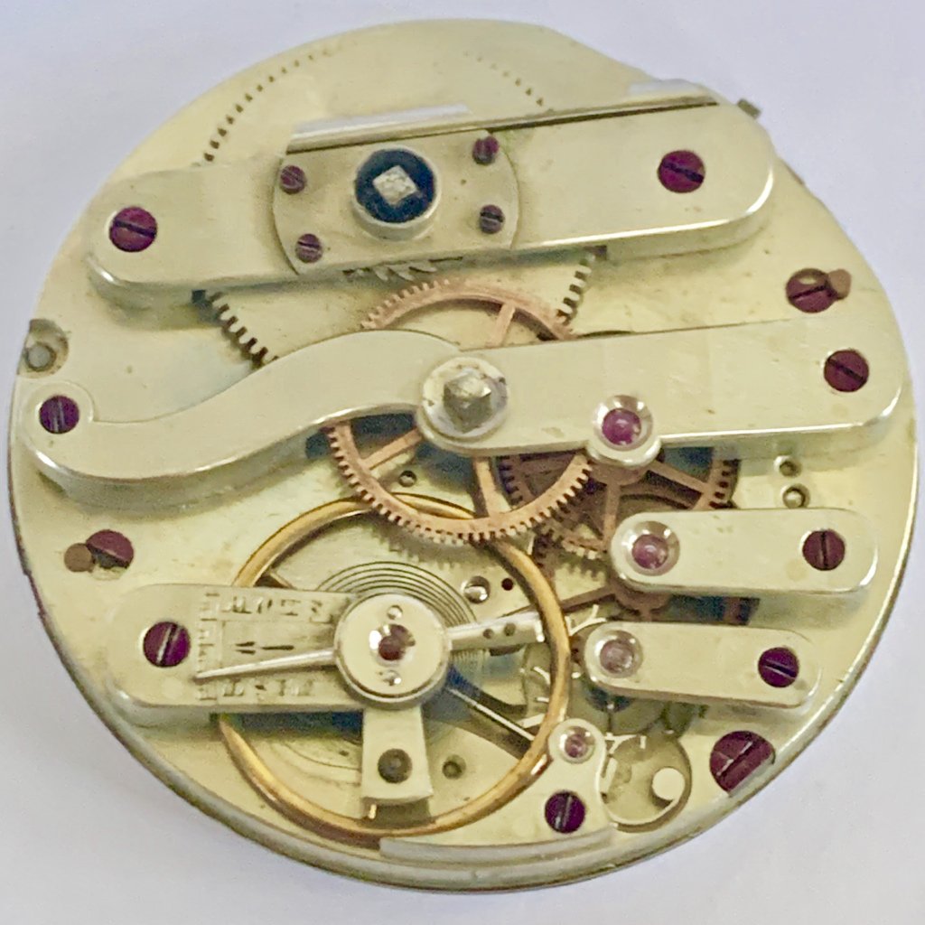 Bid2BuyNow's tweet image. Key Wind Key Set Antique Bar Movement Interesting Unsigned With Porcelain Dial spareclockparts.com/2019/07/15/key…