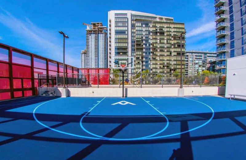DTLAMakeItYours's tweet photo. This is city living in #DTLA. In our latest blog post, learn why thousands of new residents are making the move to Downtown LA and much more. https://t.co/DqA8P5PQn3 https://t.co/Qbm10tAoqs