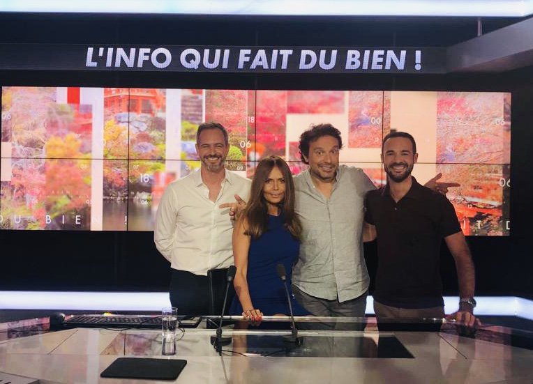 CNEWSLesOFF's tweet photo. 🌸RENDEZ-VOUS
Bruno Solomon, comédien, humoriste et auteur, Thomas Uhl, naturopathe, fondateur de la pensée sauvage et auteur ainsi que @FRANCOISPOMES, journaliste scientifique sont les invités de @KarineArsene dans #LIQFDB à 13H00 https://t.co/jqsP9H6Oxa