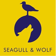 Faolan from either "a wolf" or "a seagull"! Fáelán was the warrior son of Fionn mac Cumhaill, the leader of the Fianna. There were 2 St Fillan/Fáeláns, both Irish missionaries in Scotland. Robert the Bruce took an arm-relic of one of them to the Battle of Bannockburn (1314)!