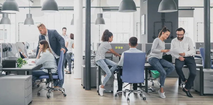 WorkWithVari's tweet photo. Simple changes to your workspace can have a big impact on encouraging creativity and employee collaboration. Our CEO Jason McCann shares tips and insight via American Express: https://t.co/XIaYHVDcM6
#Collaboration #ActiveWorkspace #Productivity #HR #WorkElevated https://t.co/BIeOh8RB56