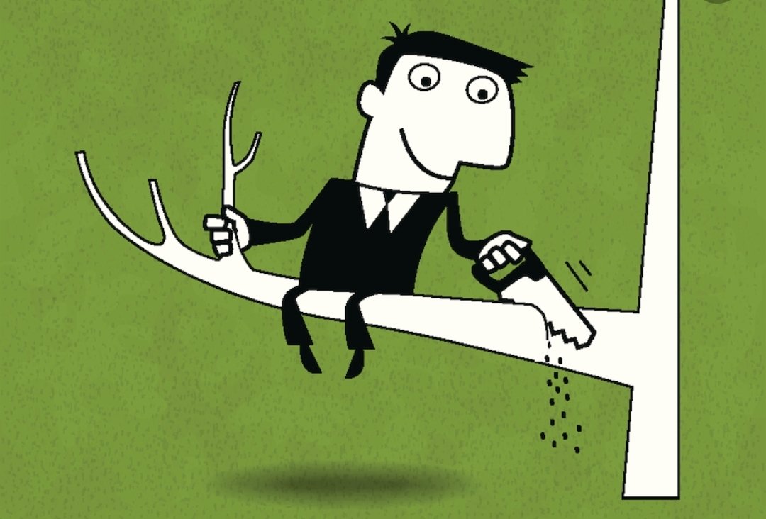 نصيحة...عندما تتصف بالذكاء لا تتعود على إتخاذ قرارة سريعة لأنك تتصف بالذكاء بدون تمحيص وبحث دقيق فهذا يسمى (الذكى الغبي )
مثال(أينشتاين صاحب النظرية النسبية التي تُعتبر اهم أعمدة الفيزياء الحديثة عارض نظرية ميكانيكا الكم بدون دراسه وذلك لأنه يعتبر نفسه ذكي خارق)
#سوالف_القديم