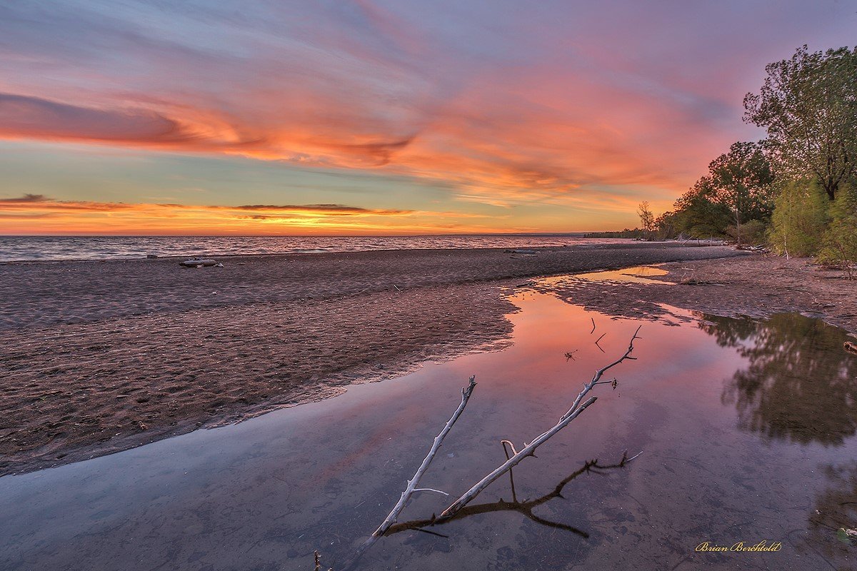 PresqueIsleSP's tweet image. There have been some perfect #beachday days on PI lately!