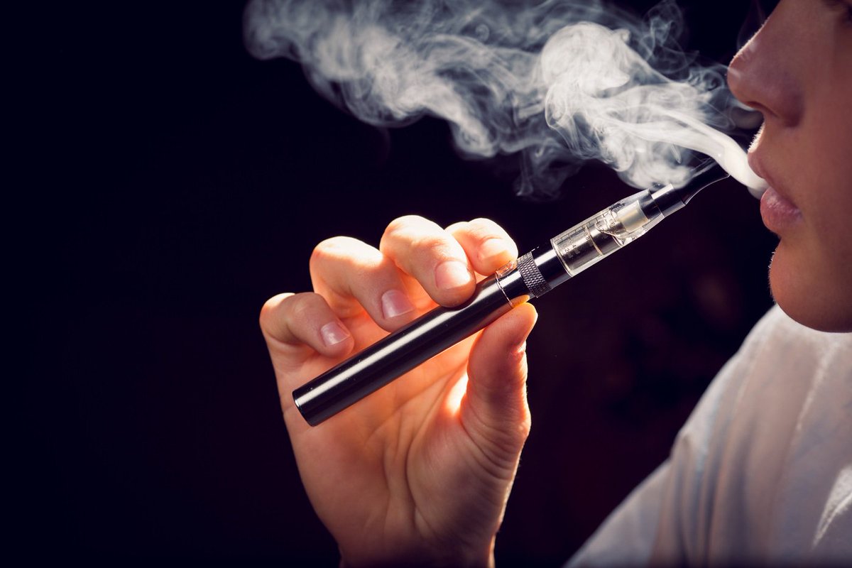 Our Director of Health Improvement, Professor John Newton spoke to <a href="/CNBC/">CNBC</a> about e-cigarettes and their use as a quitting aid: cnb.cx/32sinTF