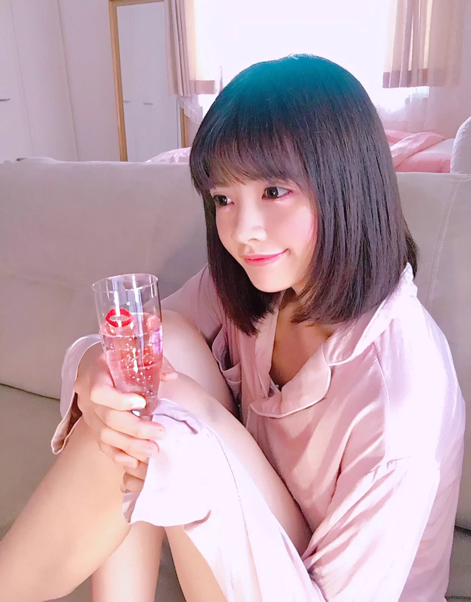 こうなるよねwww好きな人が家に遊びに来た時と仲良いやつが家に遊びに来た時の違いwww