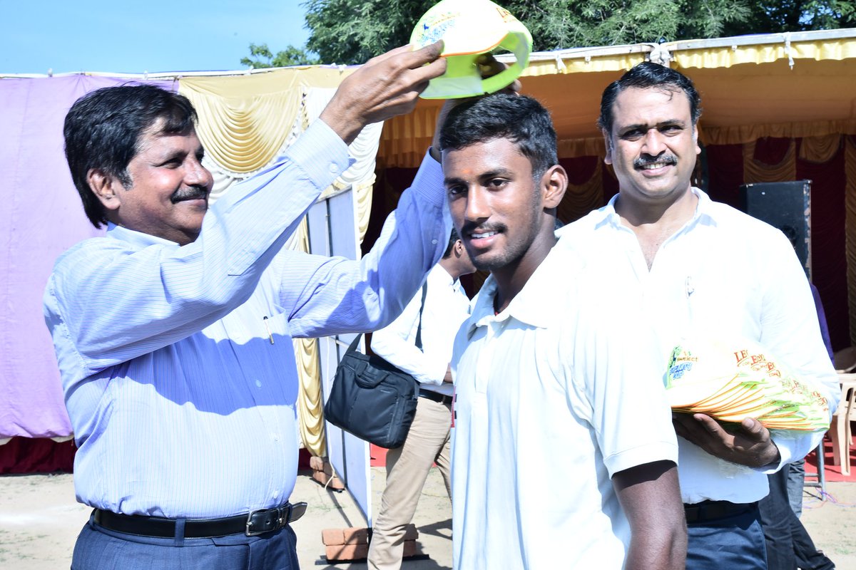 CupSerentiy's tweet photo. The second edition of Swelect Serenity Cup U-19 cricket tournament was inaugurated by District Governor Rtn. G Chandramohan along with Mr. R Chellappan Managing Director of Swelect Energy Systems &amp; Mr. M Venkataramana Former Indian Cricketer and current coach of Dindugul Dragons. https://t.co/vbOXKvV1io