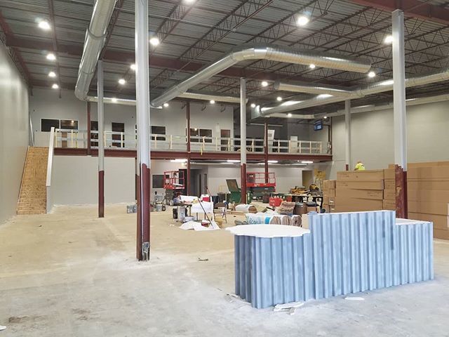 BirnbaumCompany's tweet photo. Our truss has been delivered and painting has almost been completed. The Warrior Factory Buffalo is on track to open late August. 
#thewarriorfactory #factorymade #ninja #ninjawarrior  #americanninjawarrior #anw #obstacle #obstacletraining #calistenics #… https://t.co/H7TptGFFq5 https://t.co/yeGFlJ2MPo