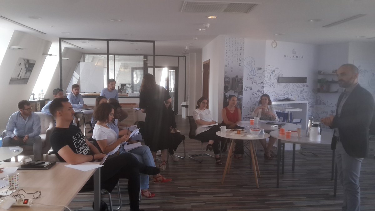 On débute bien la semaine avec un atelier sur les types de personnalités, pour nos collaborateurs, animé par 2 d'entre eux <a href="/sgouriou/">Sébastien Gouriou</a> et Magali Braud. Parce qu'on ne se connait jamais trop ;) #HappyAtWork