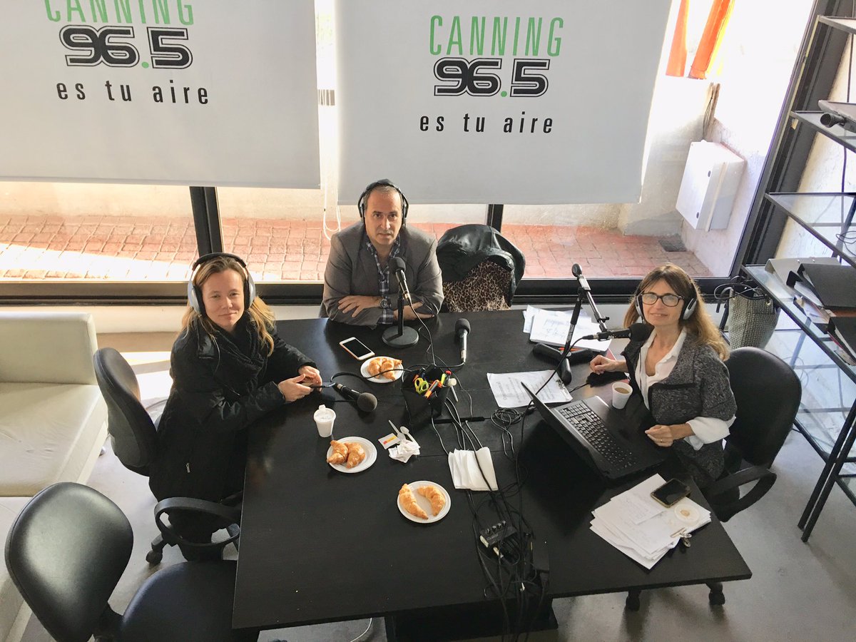 Nos visitan en nuestros estudios  la Sub Secretaria de Ingresos e Inspección de la MUNICIPALIDAD DE EZEIZA y el Secretario de Ingresos e Inspección el Sr Juan Eder 
<a href="/juanseder/">Juan Sebastian Eder</a> @andreapicassosbl