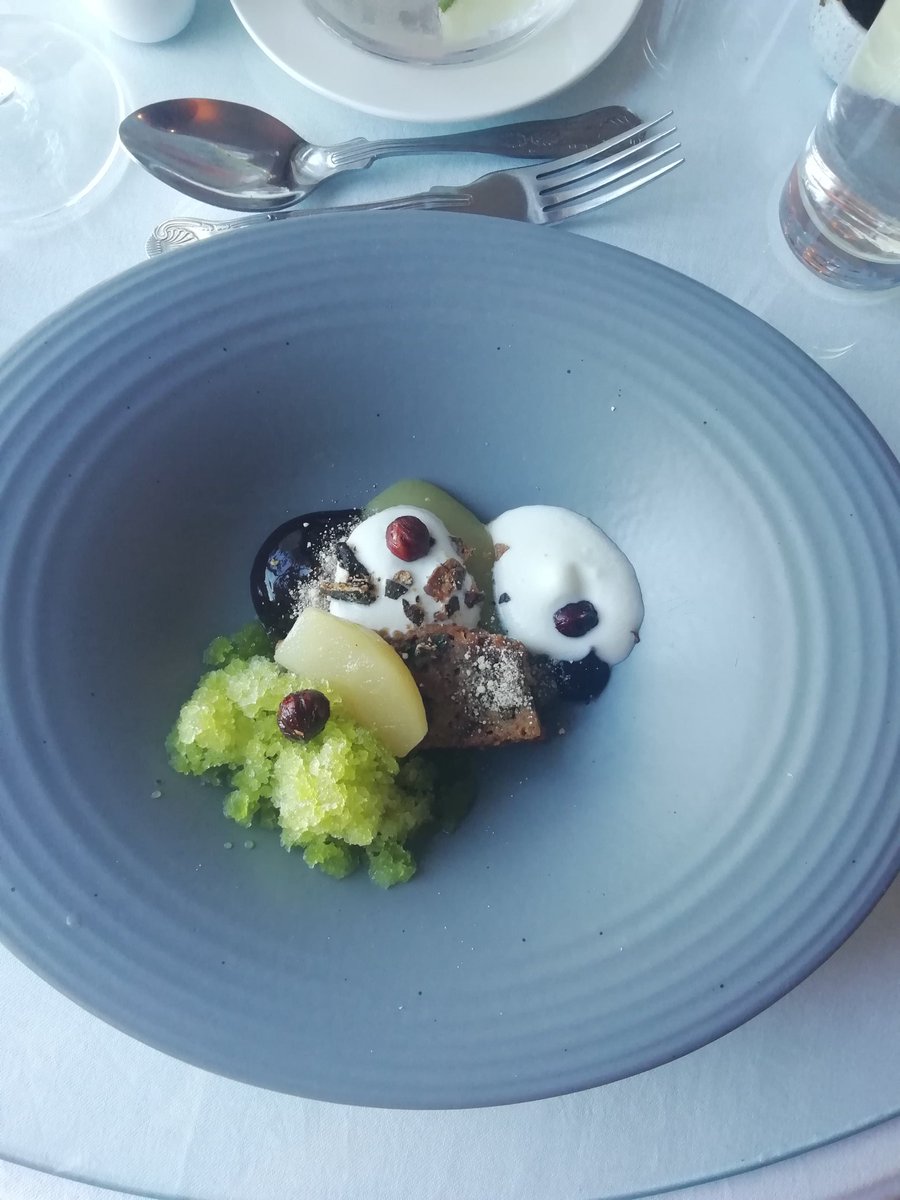 reneeandsharon1's tweet photo. @Eccleshotel @EAttwell @Chef_Becca if you are ever fortunate enough to be in west Cork and come to the eccles hotel, glengarriff this is the experience you will have! Never have I had such great food just stunning, Eddie atwell is the most talented chef I have come across! https://t.co/CpP5JIe0w0
