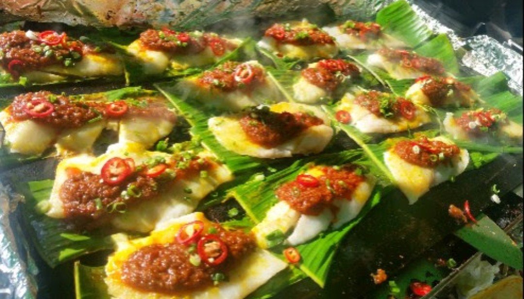 NasiLemak_MCR's tweet image. Where would you like to get your #SambalFix with us this week? 
Thursday - @FeedGenStore
Friday - @vinehopshop
Sunday - @fivecloudstap