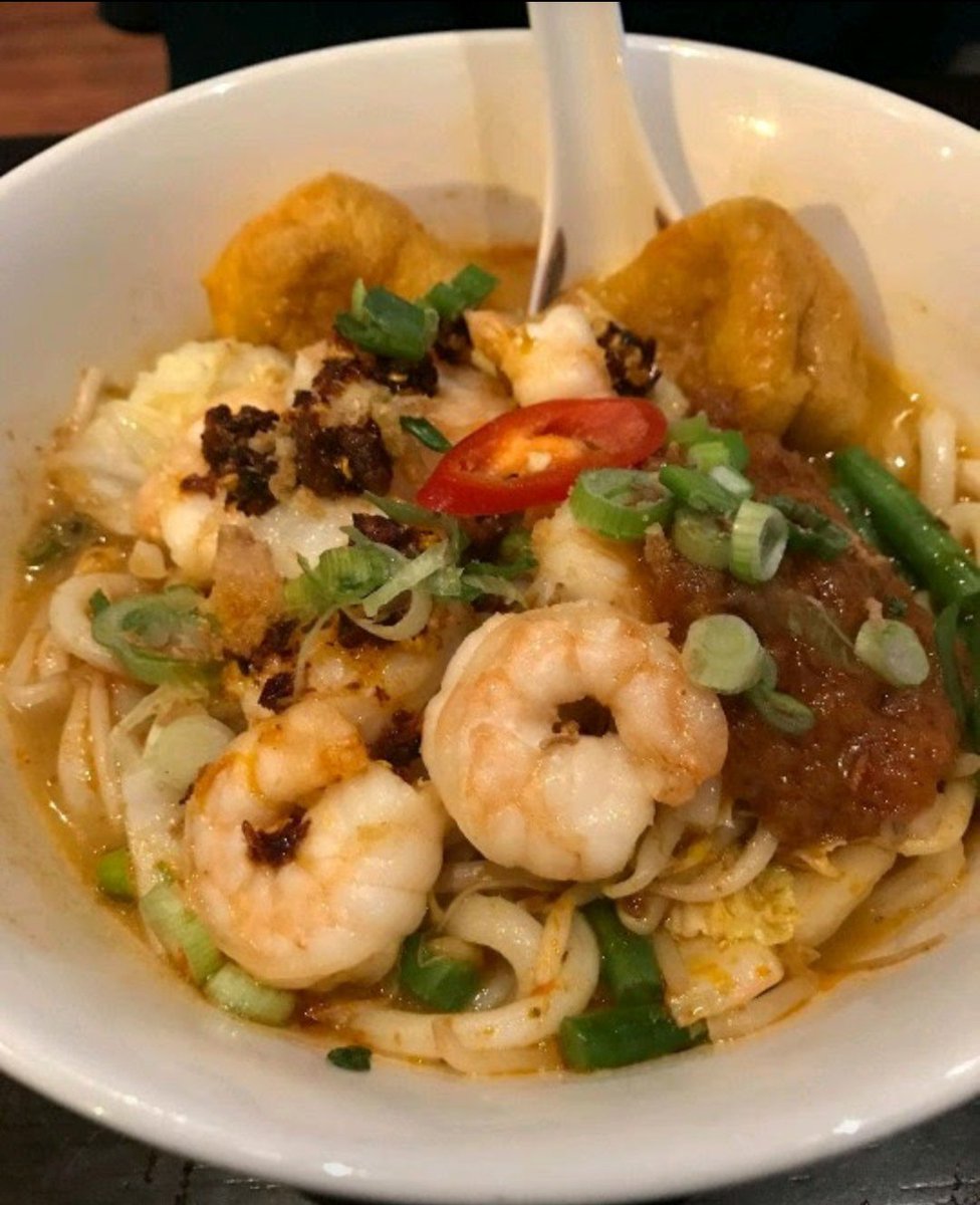 NasiLemak_MCR's tweet image. Where would you like to get your #SambalFix with us this week? 
Thursday - @FeedGenStore
Friday - @vinehopshop
Sunday - @fivecloudstap