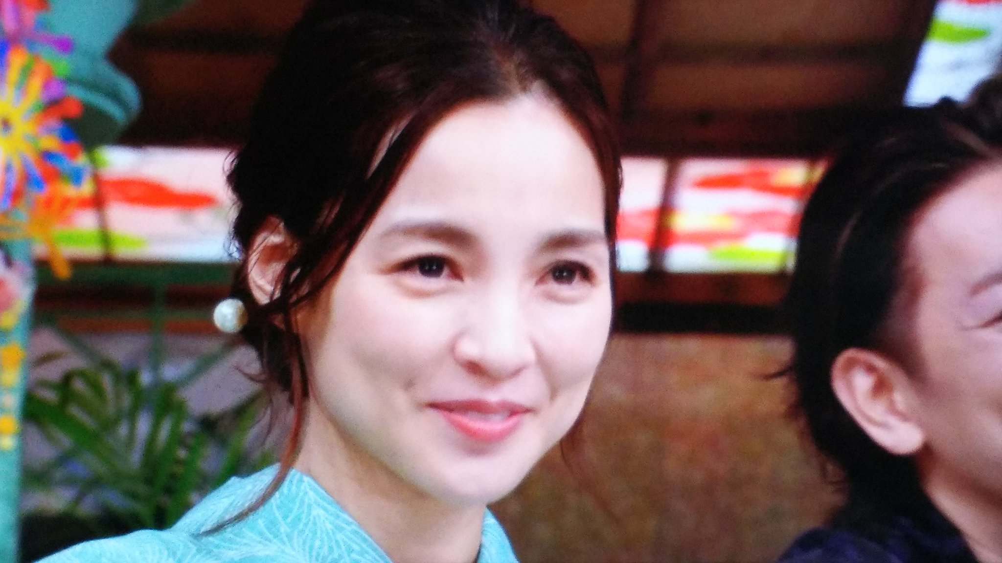 リボン 久し振りに国仲涼子を見たけど 二人の子供を出産しても可愛い はじめてのおつかい T Co Y4wriamwvs Twitter