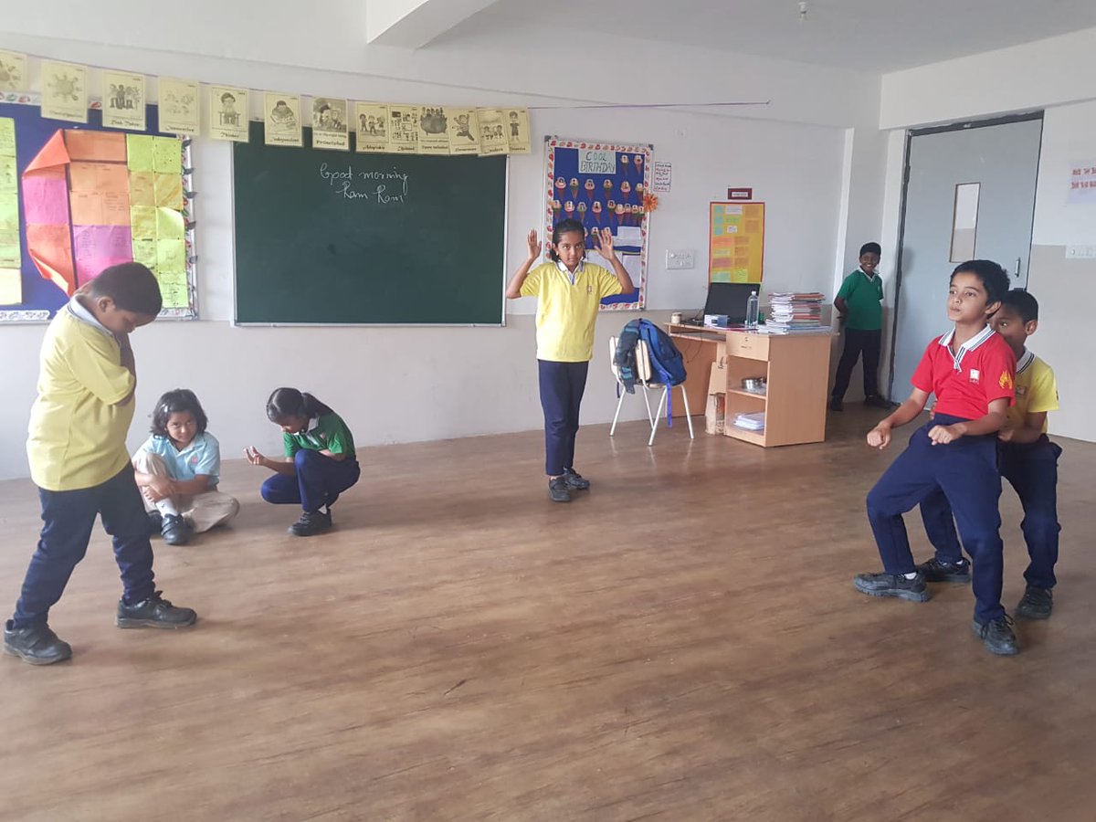 EdifyEcity's tweet photo. #Greetings From #Edify school Electronic city               #Grade : 3

#Learning Outcomes :#Dramatic freeze and tablaeu performance by grade 3 students. https://t.co/oklJdDKbel