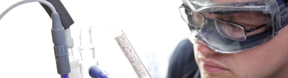PSITestingLab's tweet image. Our polymer testing laboratory is comprised of passionate problem solvers and experts in material testing, polymer analysis, and metals testing. Meet our expert team here! buff.ly/2xExpaV