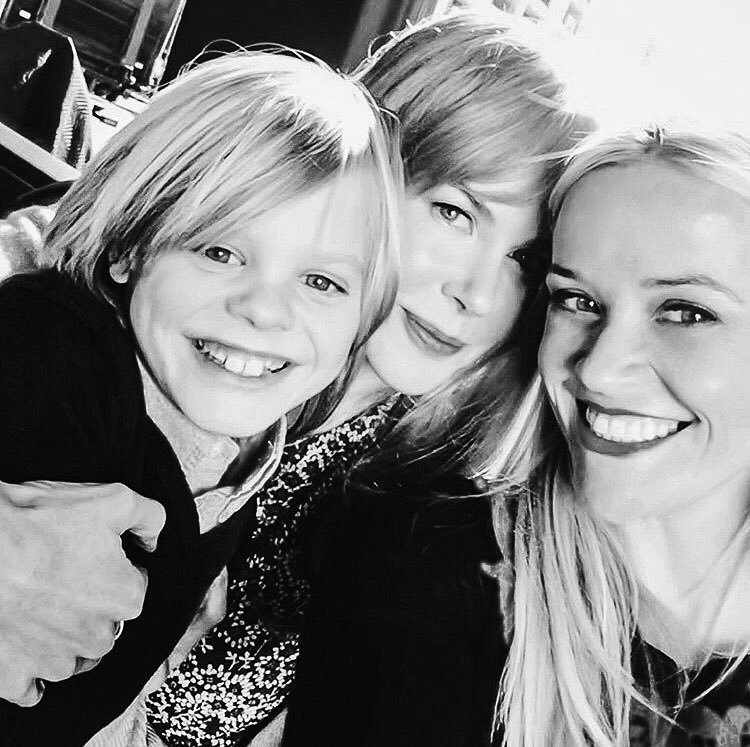 ━━ ; Cᴇʟᴇsᴛᴇ ʙᴇsᴛ ᴍᴏᴛʜᴇʀ ᴏғ ᴛʜᴇ ʏᴇᴀʀ.