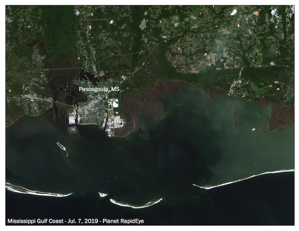 ewg's tweet photo. Last week, #toxicalgae in the Gulf of Mexico forced all of Mississippi’s gulf coast beaches to close. The #algaebloom was created by runoff in the Mississippi River flowing into the Gulf. More nationwide blooms found by @ewg: https://t.co/UHQbCRxovY #EWGonag #agimpacts https://t.co/0j6Z31N4UV