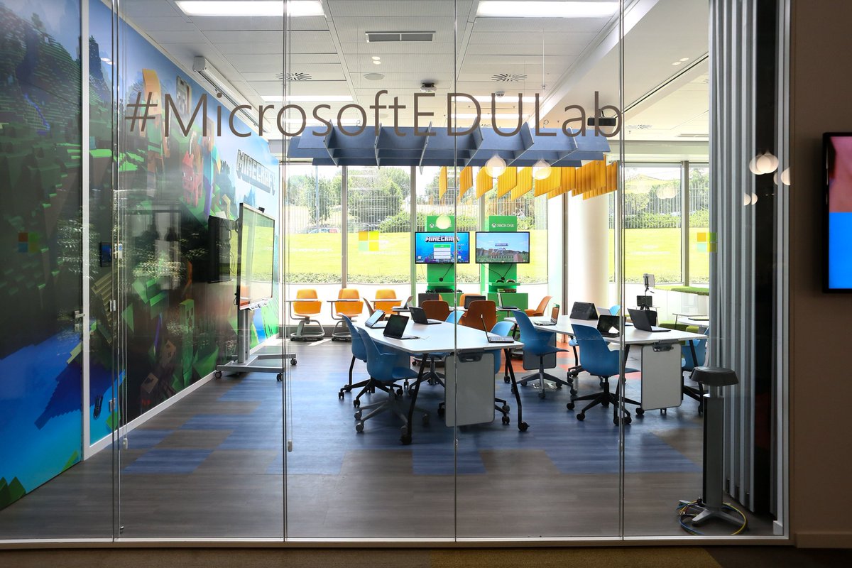 3goffice's tweet photo. 👉 Inaugurada el aula del futuro: #MicrosoftEduLab 

Un laboratorio de experiencias educativas que responde a las necesidades actuales de los estudiantes gracias a la revolución tecnológica ↪️ https://t.co/lbod5YSmh8 

#3gdesign #education #3goffice https://t.co/MiKBXe3kyL