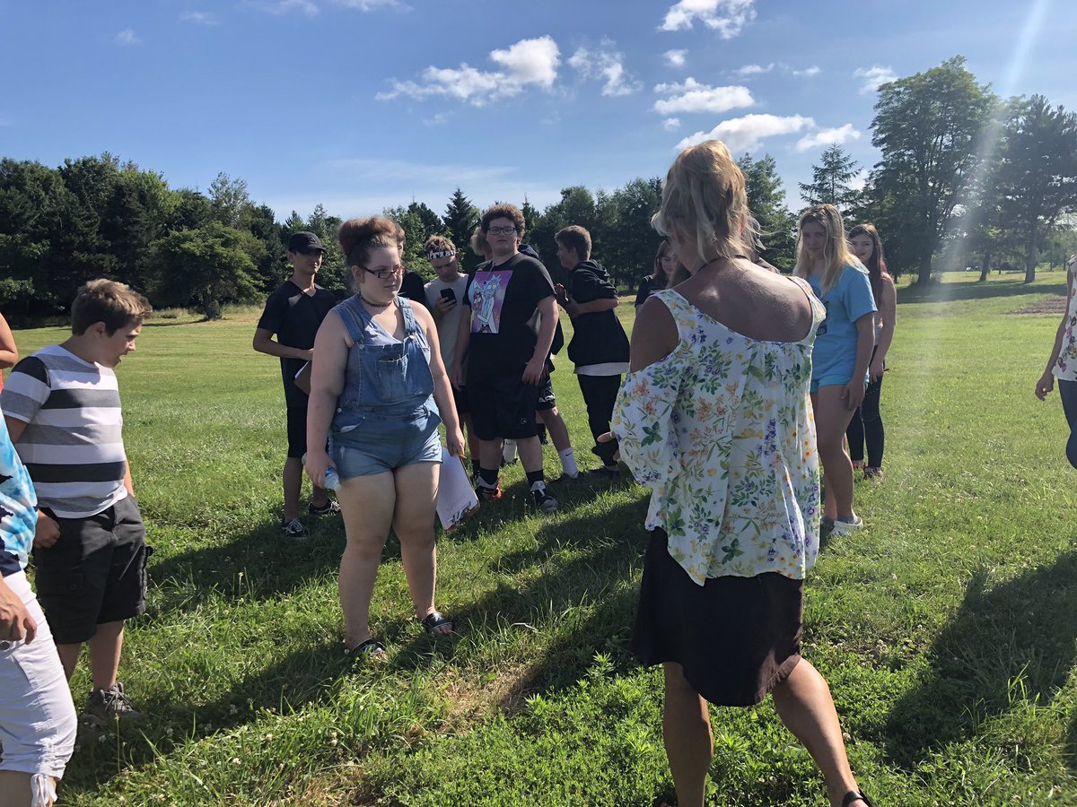 carriemiller212's tweet image. Roberta Faery running another dynamic community based exploration based summer school that engages kids. #locallearning #newfanemiddle #greatteachers #schultzwinery