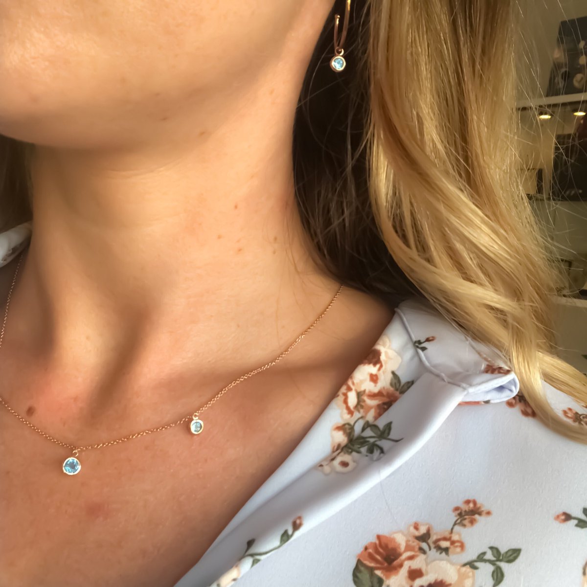 TomFrenchJewels's tweet photo. The London Road Dew Drop collection is the perfect way to accessorise this summer. Vibrant Blue Topaz stones set into warm Rose Gold, what’s not to love! #jewellery #ascot #bluetopaz #londonroad #rosegold https://t.co/H8JZ8ZZDLP