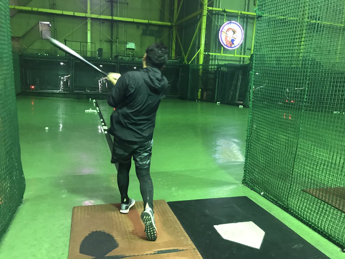 恵比寿新聞 恒例のナイトラン 恵比寿から原宿まで走りなぜか電車に乗って新宿へ 潤さまバッティングセンターに行きたかったらしい 思い出の町歌舞伎町