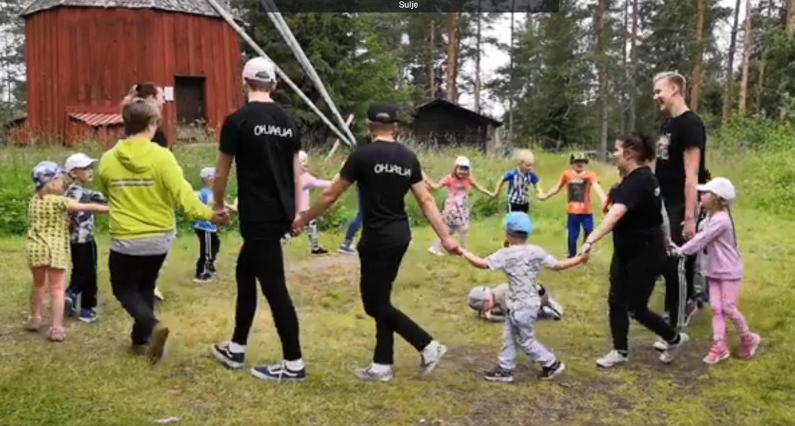 LKaupunki's tweet photo. #Odotetut #perinne leikkipäivät leikittävät #Lapua lla Ränkimäen ulkomuseossa lapsia vielä koko viikon. Tervetuloa mukaan #joukko on! #hyviäuutisialapualta #parastaasukkaille https://t.co/aGIGmSTSgg